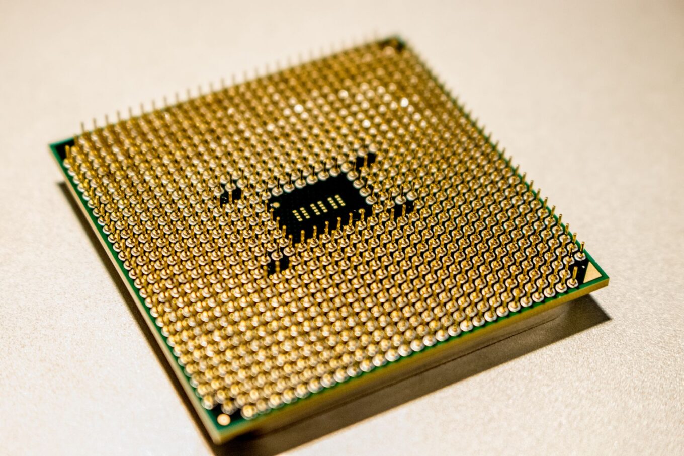 Intel ve AMD İşlemciler Arasındaki Farklar Nelerdir